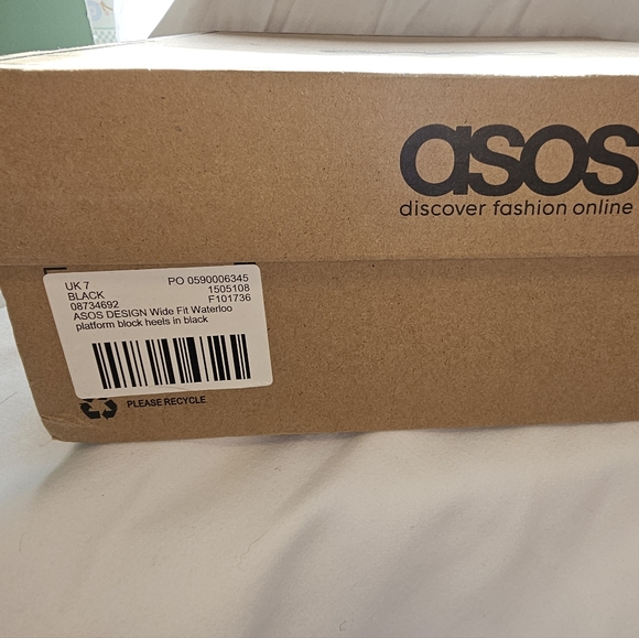 ASOS DESIGN Wide Fit Waterloo platform block heels in black - Picture 3 of 8